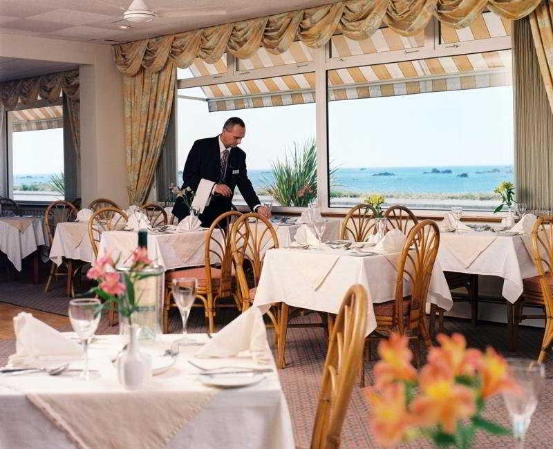 The Samares Coast Hotel & Apartments Saint Helier Restoran foto