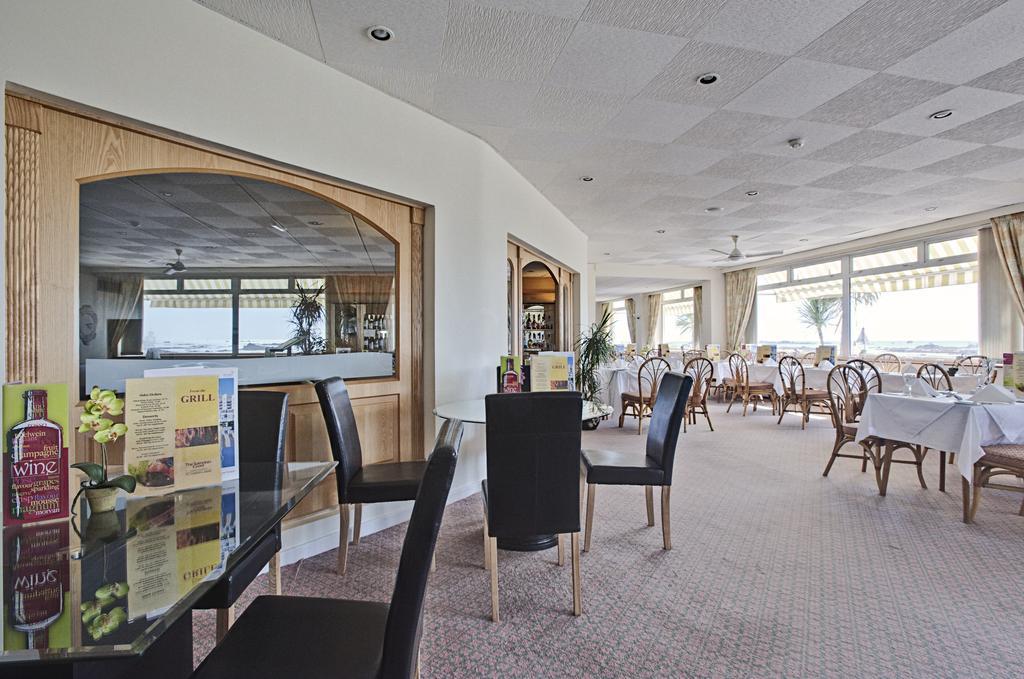 The Samares Coast Hotel & Apartments Saint Helier Restoran foto